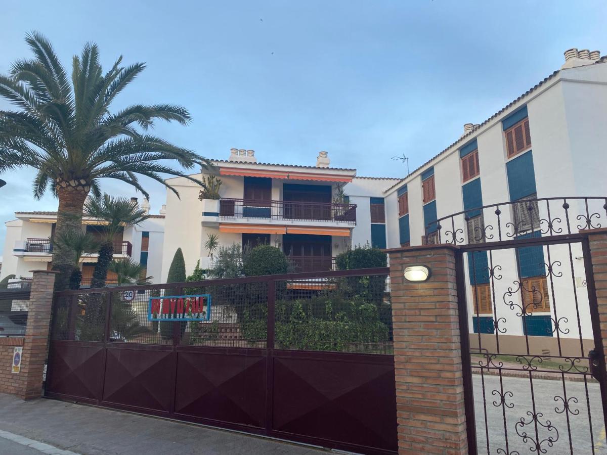 Precioso Apartamento Con Piscina Urbanizacion Playazul Кембрилс Екстериор снимка